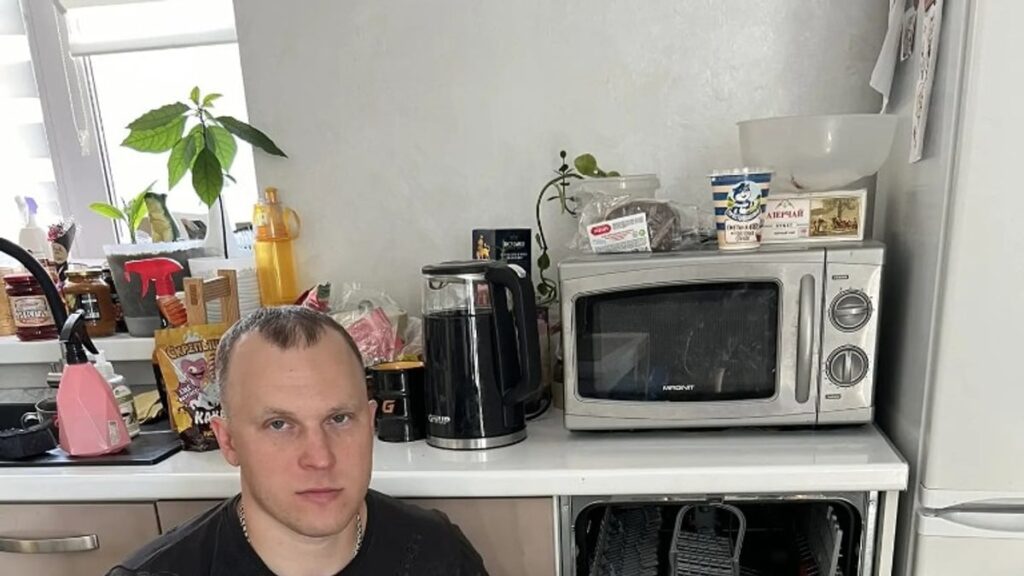 Посудомойка не сливает воду: фильтр, насос и засор — обложка